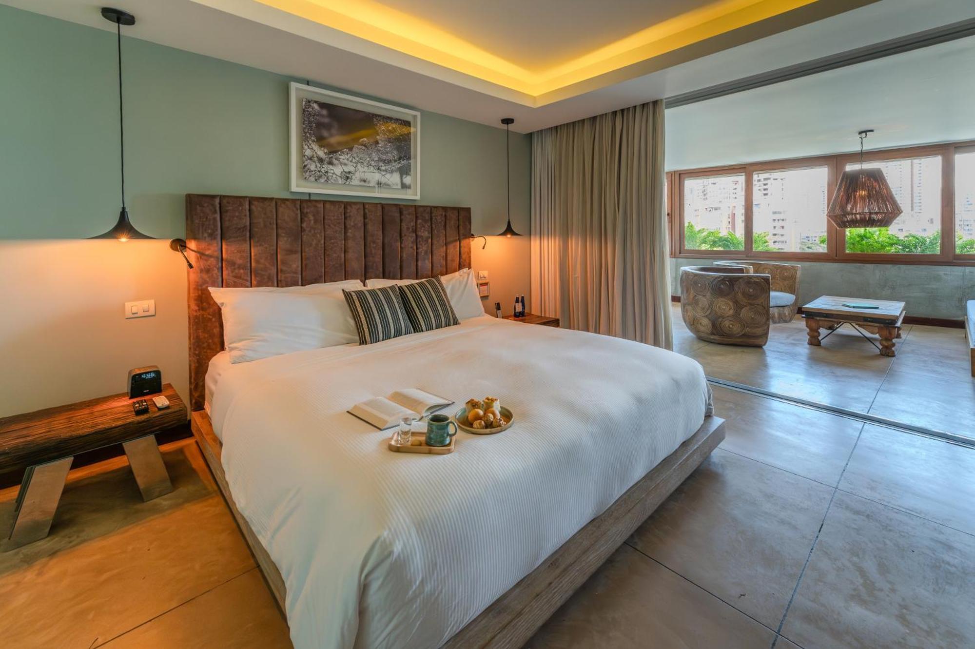 เดอะชาร์ลีไลฟ์สไตล์โฮเต็ล Hotel เมเดยิน ภายนอก รูปภาพ
