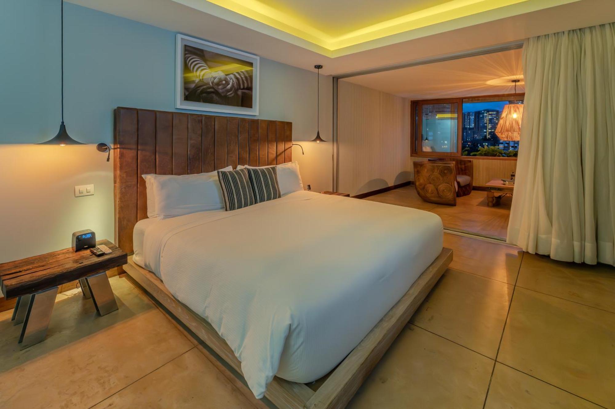 เดอะชาร์ลีไลฟ์สไตล์โฮเต็ล Hotel เมเดยิน ห้อง รูปภาพ